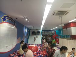 -孩子王童乐园(马群店)