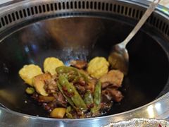 -哈尔滨烧烤·山河村铁锅炖(交大店)