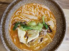 -蒙自源过桥米线(红谷滩万达店)