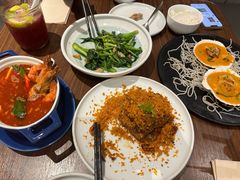 -港丽餐厅(正大店)