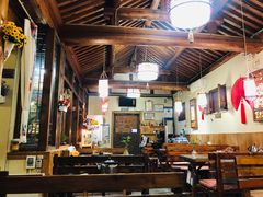 大堂-丽江庭院·云南野生菌·海鲜火锅(鼓楼四合院店)