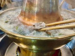 热气腾腾的火锅-鑫龙火锅城(青岛分店)