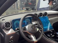 -上海星瀚奔驰4S店(红柳路店)