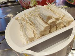 -龍歌自助小火锅(芝罘万达店)
