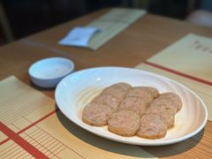 -荣家黄鱼面(南京西路店)