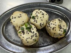 -老上海食惠裡小籠包生煎包