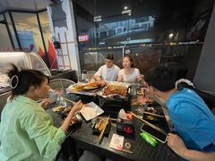 -何师烧烤·香辣蟹·川菜·30年老品牌(太古里旗舰店)