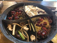 -白乐天毛肚火锅馆(南滨路店)
