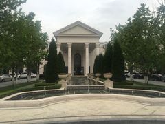 -上海玫瑰园度假酒店