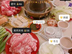 -洞庭洲·防空洞火锅·烧烤·铜锅涮肉(新百广场店)