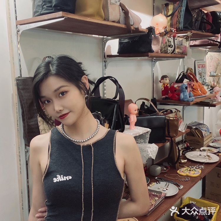 “胖头鱼”既然是古着店?