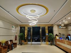 -巴菲酒店(宝安松岗中学店)