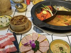 -巴卤社老火锅(财富店)
