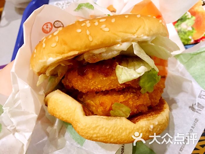 双层天椒鸡排堡