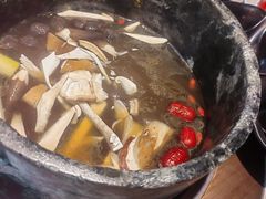 -芸山季·云南山珍菌火锅(人民广场来福士店)