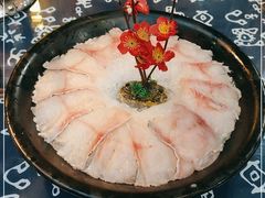 -丽江庭院·云南野生菌·海鲜火锅(鼓楼四合院店)
