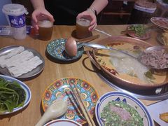 -洱火云南酸菜牛肉火锅(石景山当代商城店)