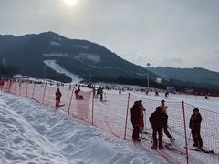 -鳌山滑雪度假区