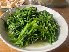 -芦茨金富饭庄·25年老字号·专做稻草鸡