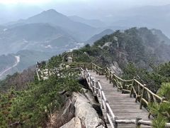 -罗田薄刀峰风景区