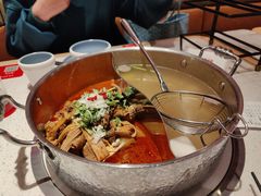 牛杂鸳鸯锅-左庭右院鲜牛肉火锅(环球港店)