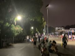 -武汉大学风雨操场