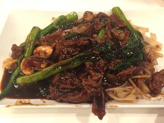 沙爹牛河-翠华餐厅(山顶道店)