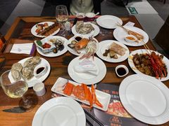 -四海一家自助餐(益田假日广场店)