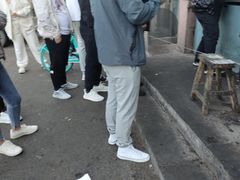 -劳动公园新疆人烤腰子