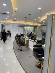 点击看大图 -八佰伴8008星级形象店