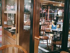 大堂-江边城外烤全鱼(方庄时代购物中心店)