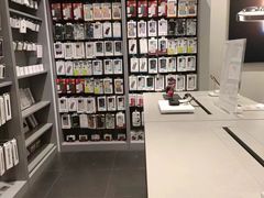 -Apple授权专营店(宝山万达店)