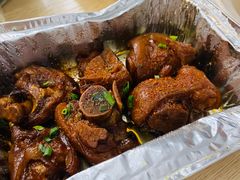 个旧烤猪蹄-云海肴·汽锅鸡·云南菜(美罗城店)