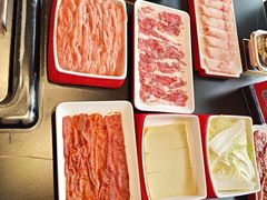 -渝水岸·鲜货火锅(新村7店)