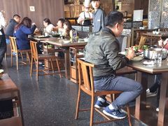 大堂-捞王锅物料理(上海世茂广场店)