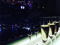 -OZONE 顶楼酒吧(香港丽思卡尔顿酒店)