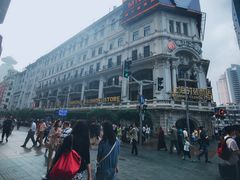 -奈雪的茶(市百一店)