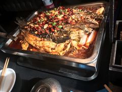 -鸣记脆皮烤鱼·海鲜烤鱼(三八广场店)