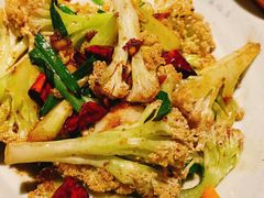 -吃饭皇帝大土家民族菜(正大广场店)