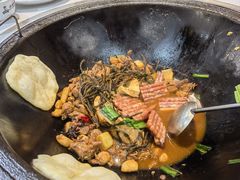 -鲁员外地锅鸡地锅鱼(古墩路店)