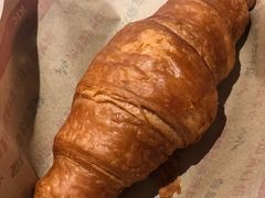 牛角包-肯德基(叠彩店)
