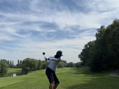 -万柳高尔夫俱乐部