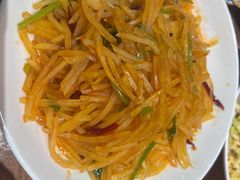 酸辣土豆丝-满园烤鸭·春饼(抚顺万达店)