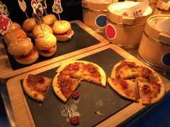 -水桶王国主题餐厅·聚会·生日派对·亲子活动·家庭套餐(亚龙湾希尔顿店)