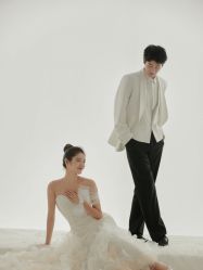 -至臻微拉婚纱摄影