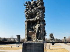 -中国人民抗日战争纪念雕塑园