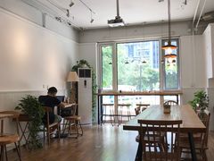 -Cafe Villa