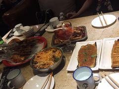 -喝丢一只鞋辣炒海鲜小烧烤(三八广场店)