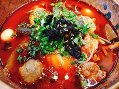 -成都你六姐·牛肉冒菜(上海环宇荟店)