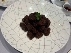 沪式牛肉粒-屋里厢上海菜馆